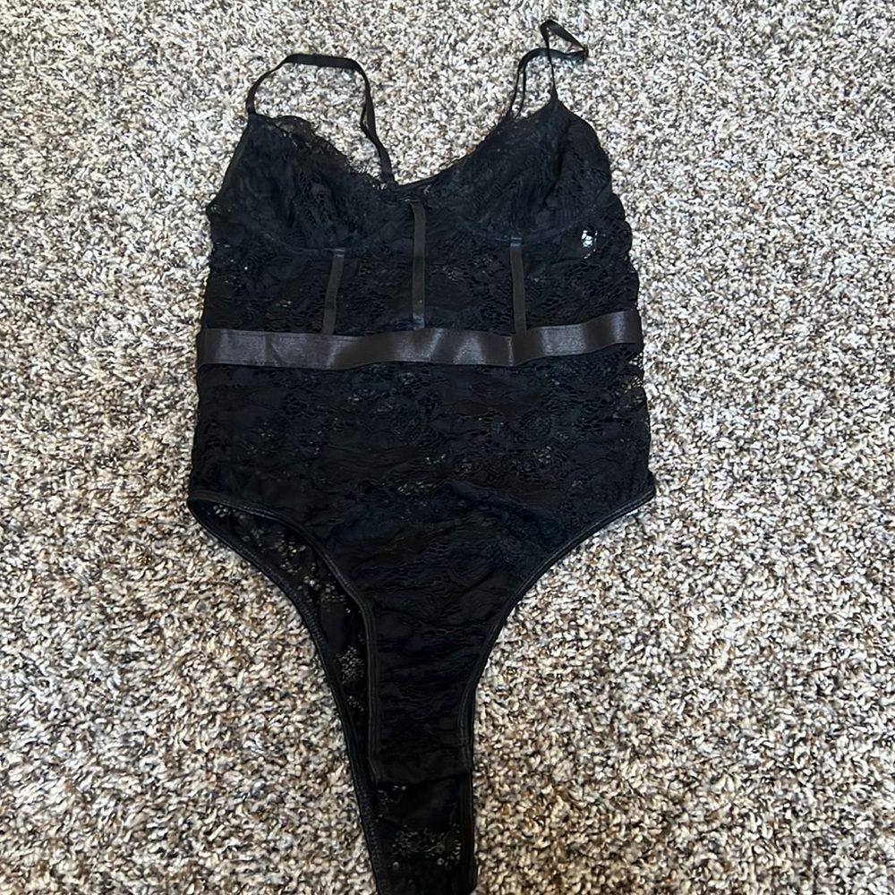 Lace bodysuit